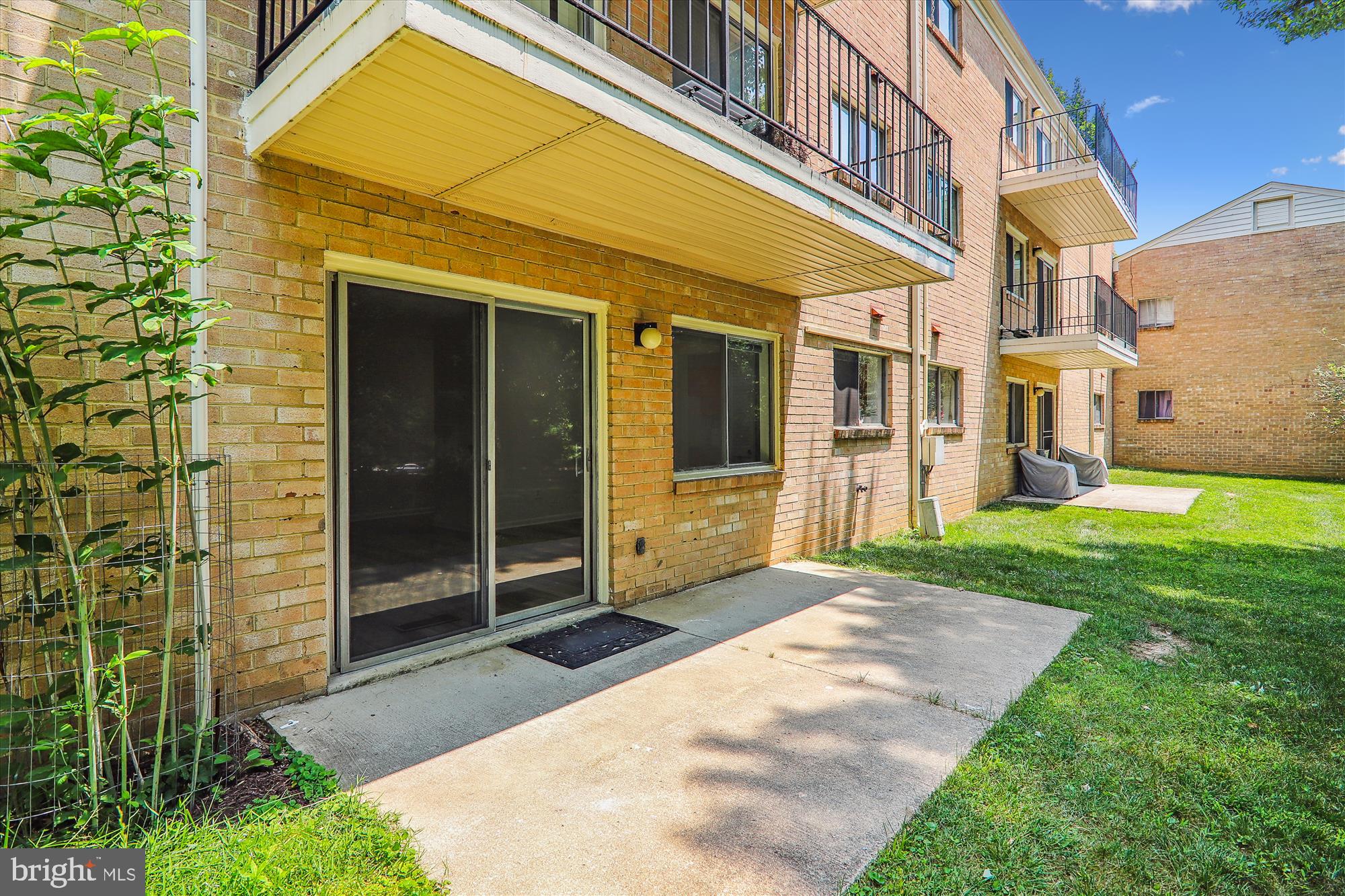 PARKSIDE CONDOMINIUMS - Residential