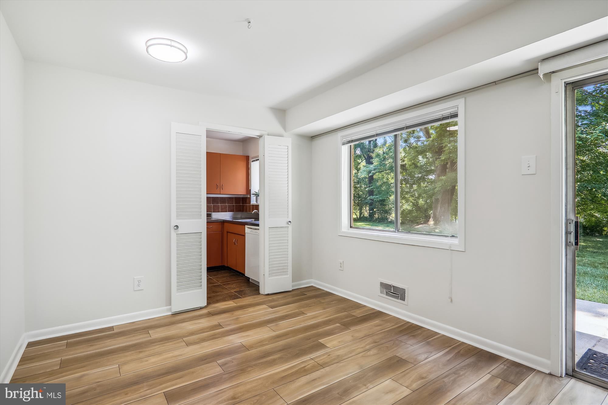 PARKSIDE CONDOMINIUMS - Residential