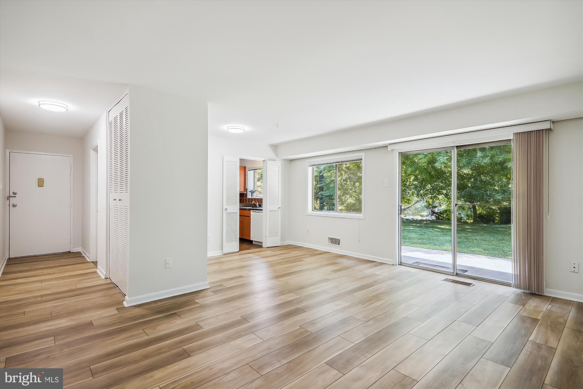 PARKSIDE CONDOMINIUMS - Residential