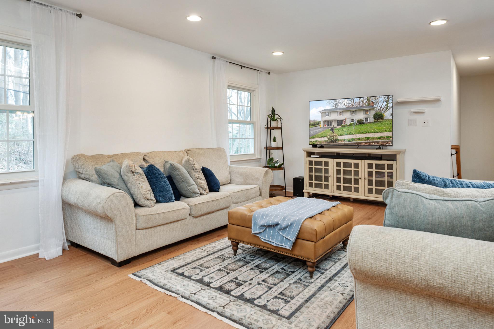 ROUND BAY VIEW - Residential