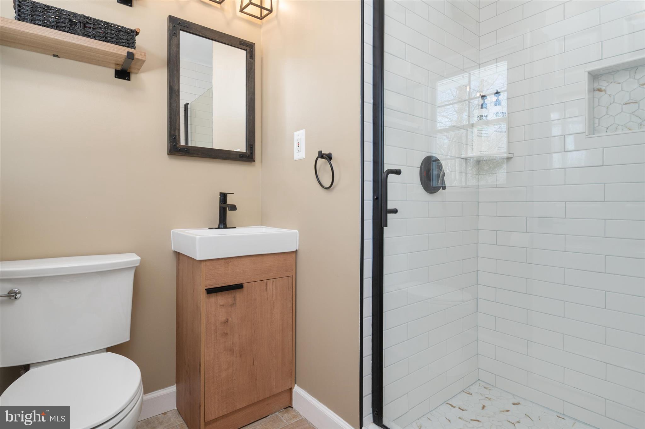 ROUND BAY VIEW - Residential