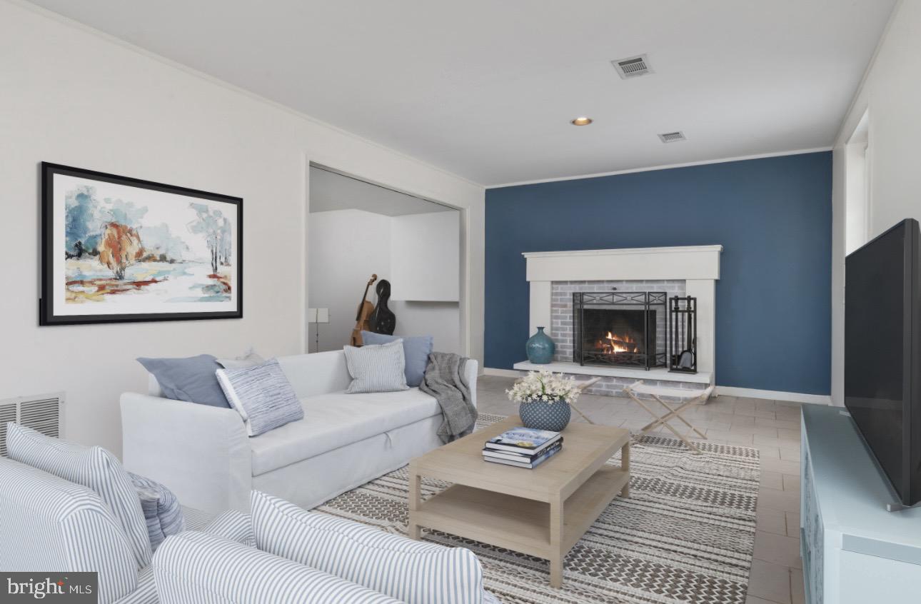 ROUND BAY VIEW - Residential