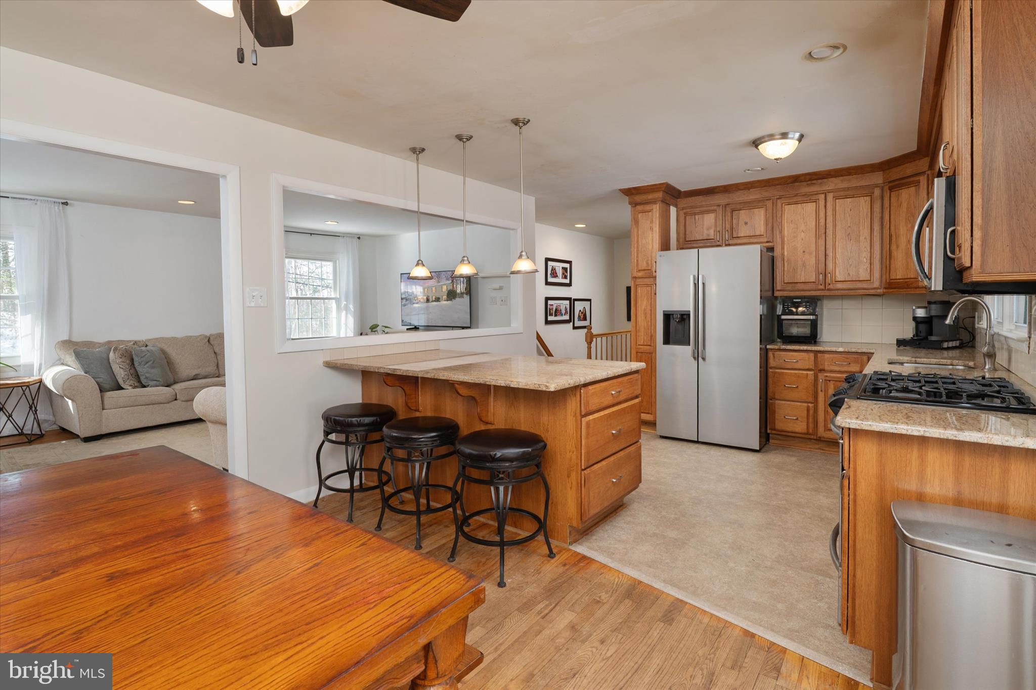 ROUND BAY VIEW - Residential