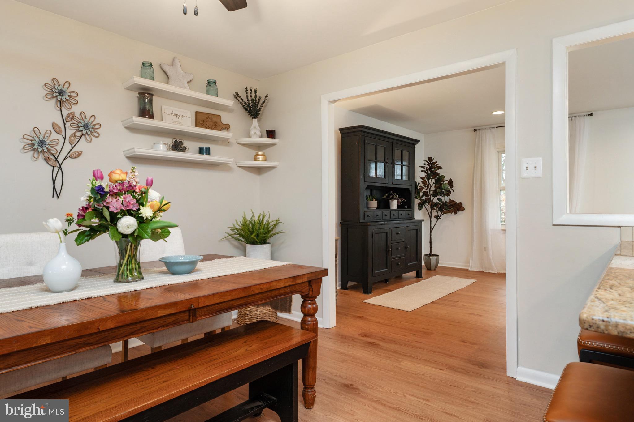 ROUND BAY VIEW - Residential