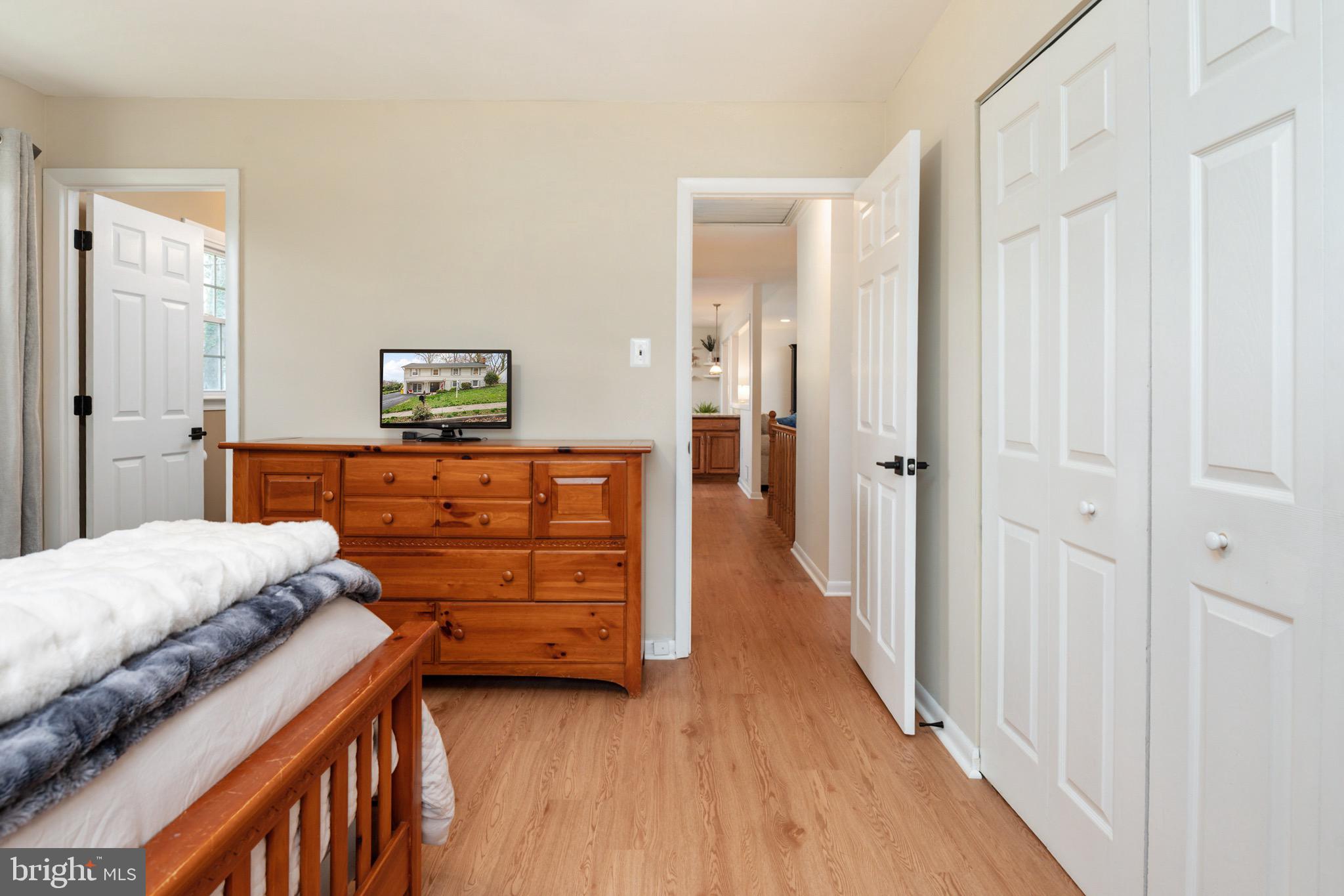 ROUND BAY VIEW - Residential