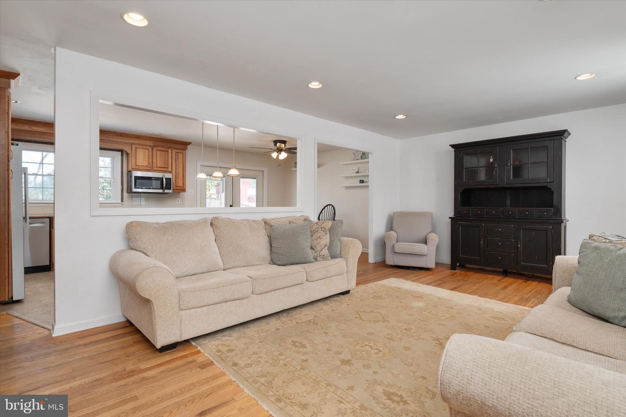 ROUND BAY VIEW - Residential