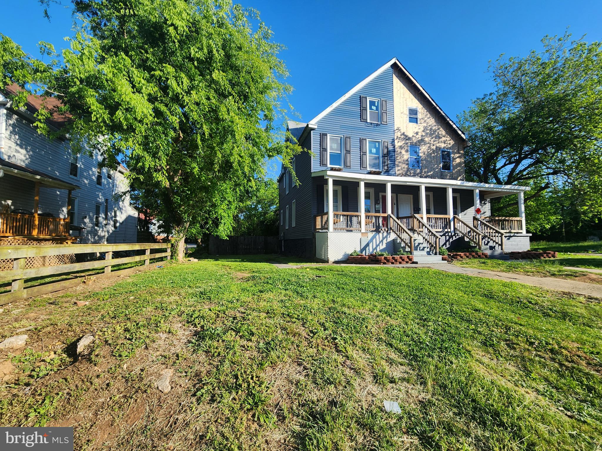 ARLINGTON - Residential