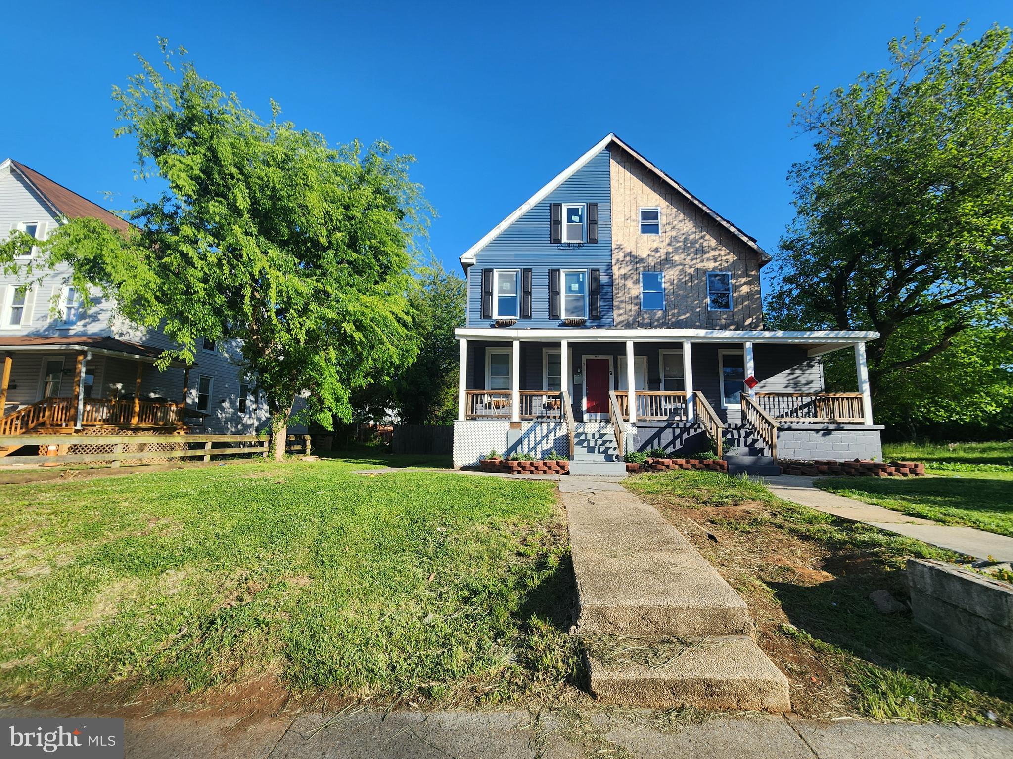 ARLINGTON - Residential