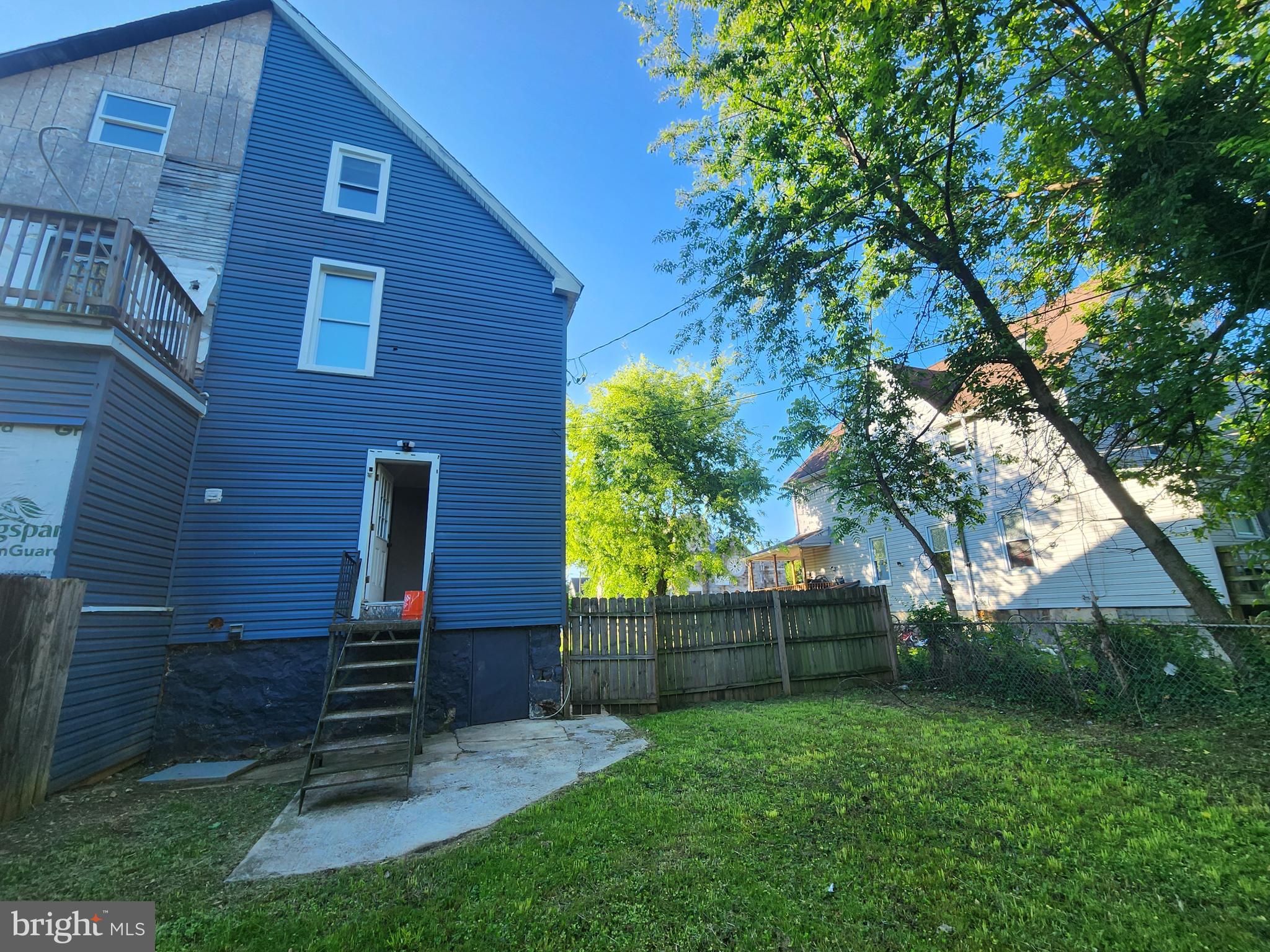 ARLINGTON - Residential