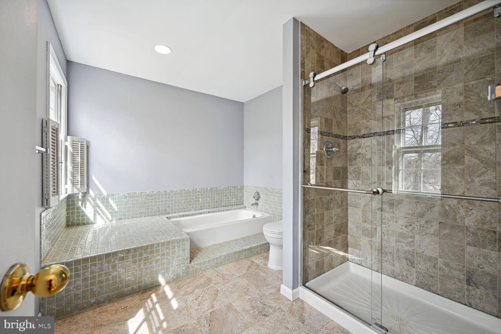 POTOMAC OUTSIDE - Residential