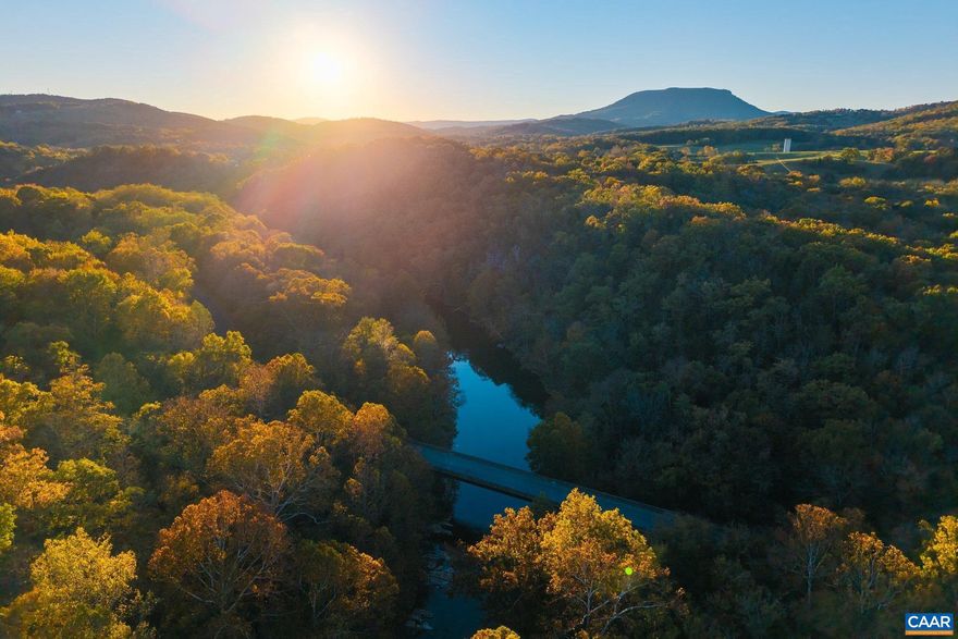 Prime 136-Acre Riverfront Property Near Downtown Lexington, Virginia Discover 136 acres of pristine, raw land just minutes from downtown Lexington, Virginia. This exceptional property offers a rare combination of seclusion and convenience, making it a perfect canvas for your dreams.  Nestled along the tranquil Maury River, with direct river access, this land presents endless possibilities. Imagine building your dream home with panoramic views of the river or crafting the ideal retreat for hunters and fishermen. The mature forest covering the property provides a serene backdrop, rich with untouched wilderness and abundant wildlife.  Whether you're seeking a private escape, a hunting paradise, or a unique investment opportunity, this riverfront land is your gateway to all of it. Don?t miss this chance to own a piece of Virginia?s natural beauty, with the convenience of downtown Lexington just moments away. Your dream property awaits!