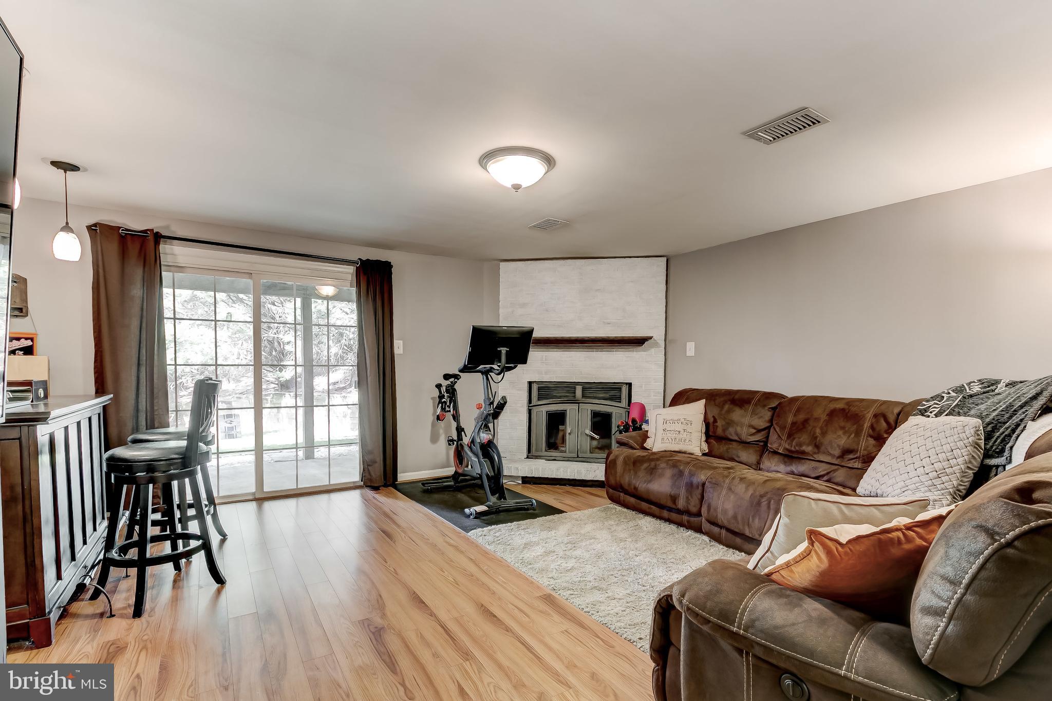 FEATHERHILL - Residential