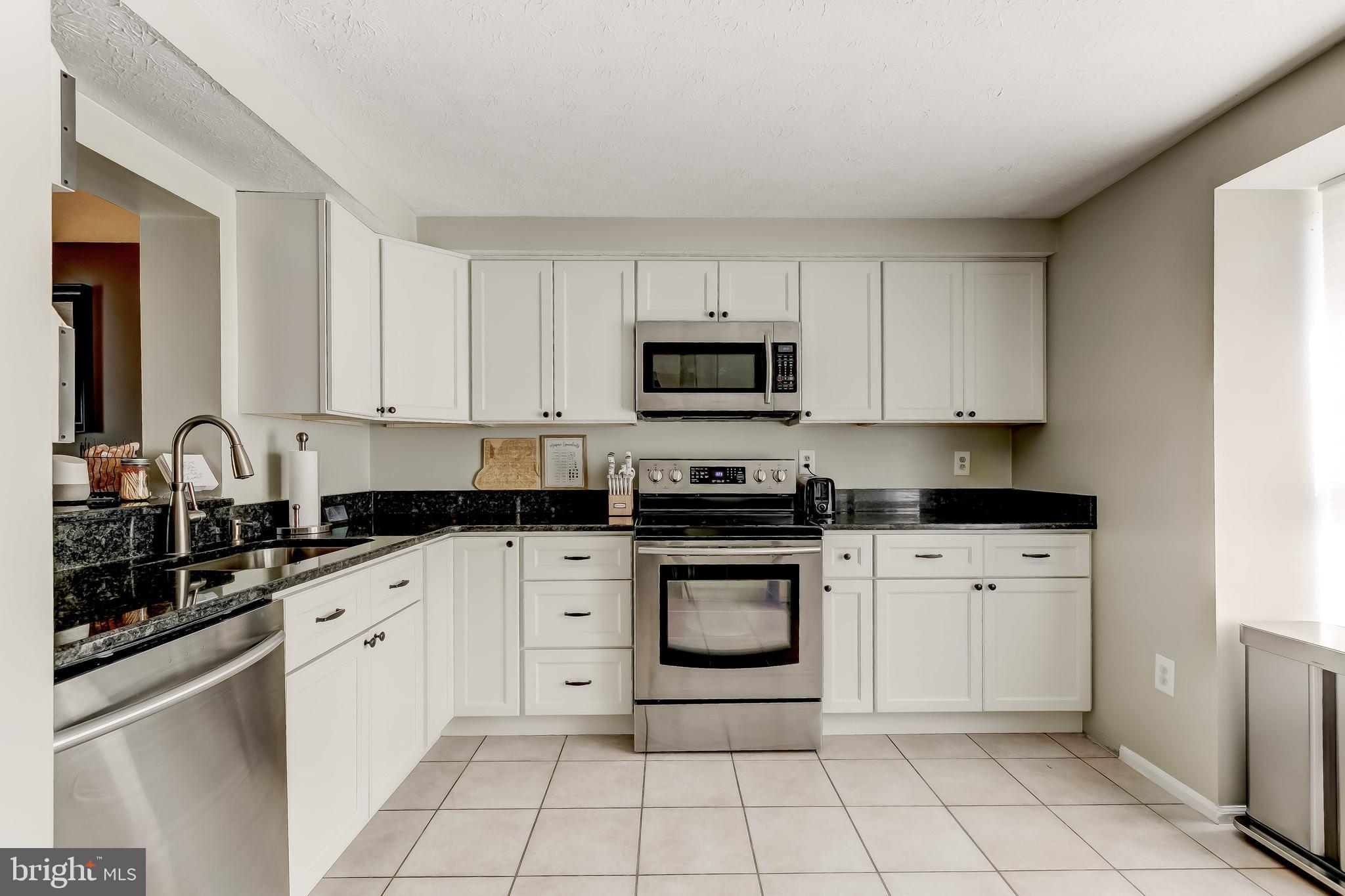 FEATHERHILL - Residential