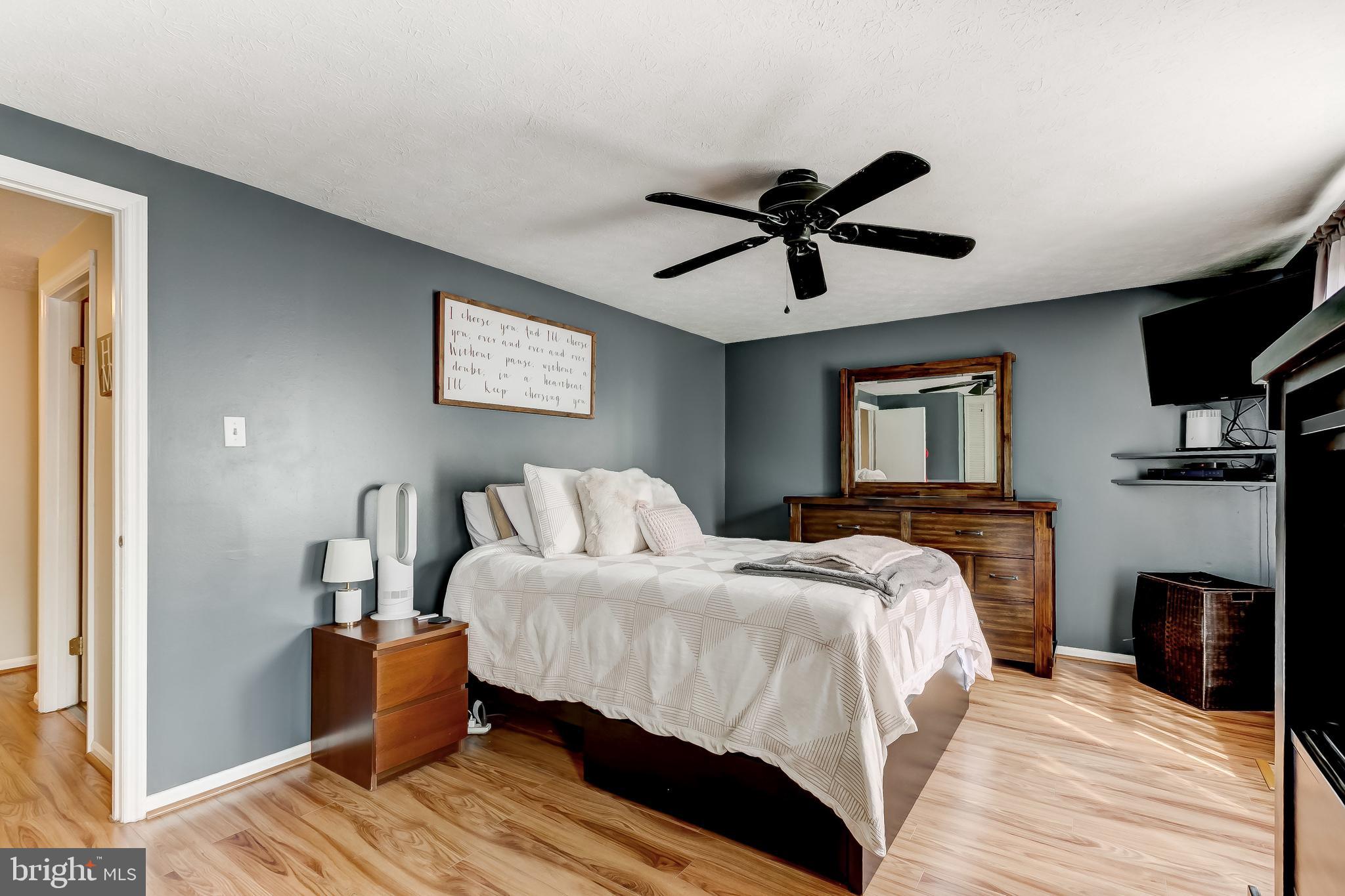 FEATHERHILL - Residential