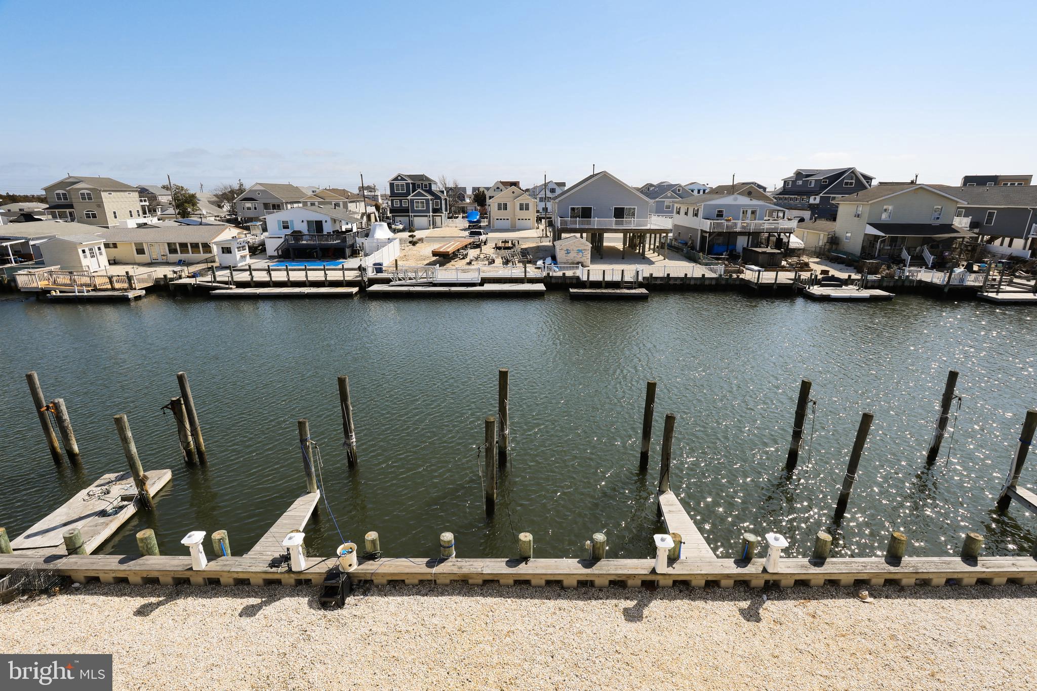 MYSTIC ISLAND - HICKORY ISLAND - Residential