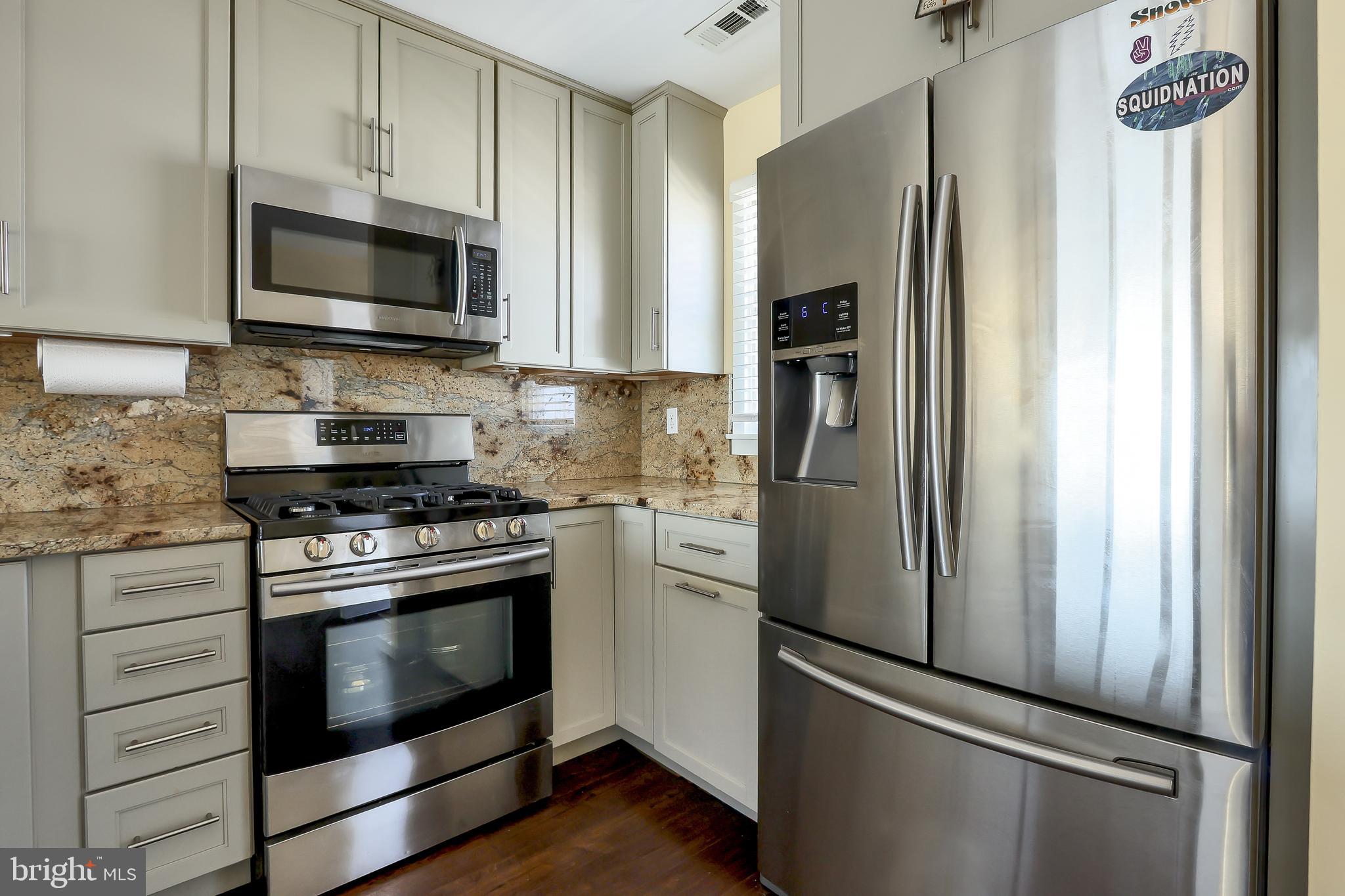 MYSTIC ISLAND - HICKORY ISLAND - Residential