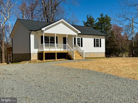 Homes For Sale - 11127 Scott Street<br/> CULPEPER, VA 22701