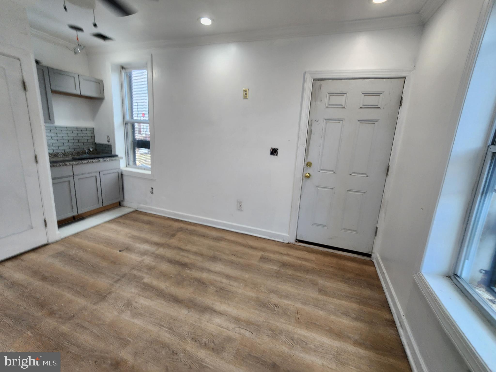 PENROSE - Commercial Sale