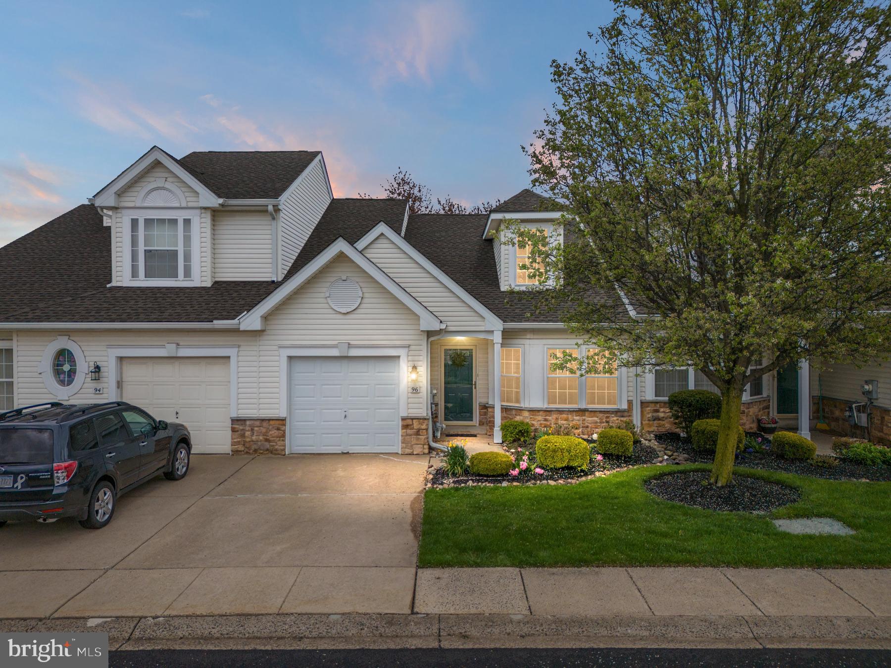 VLG OF NORTHAMPTON - Residential