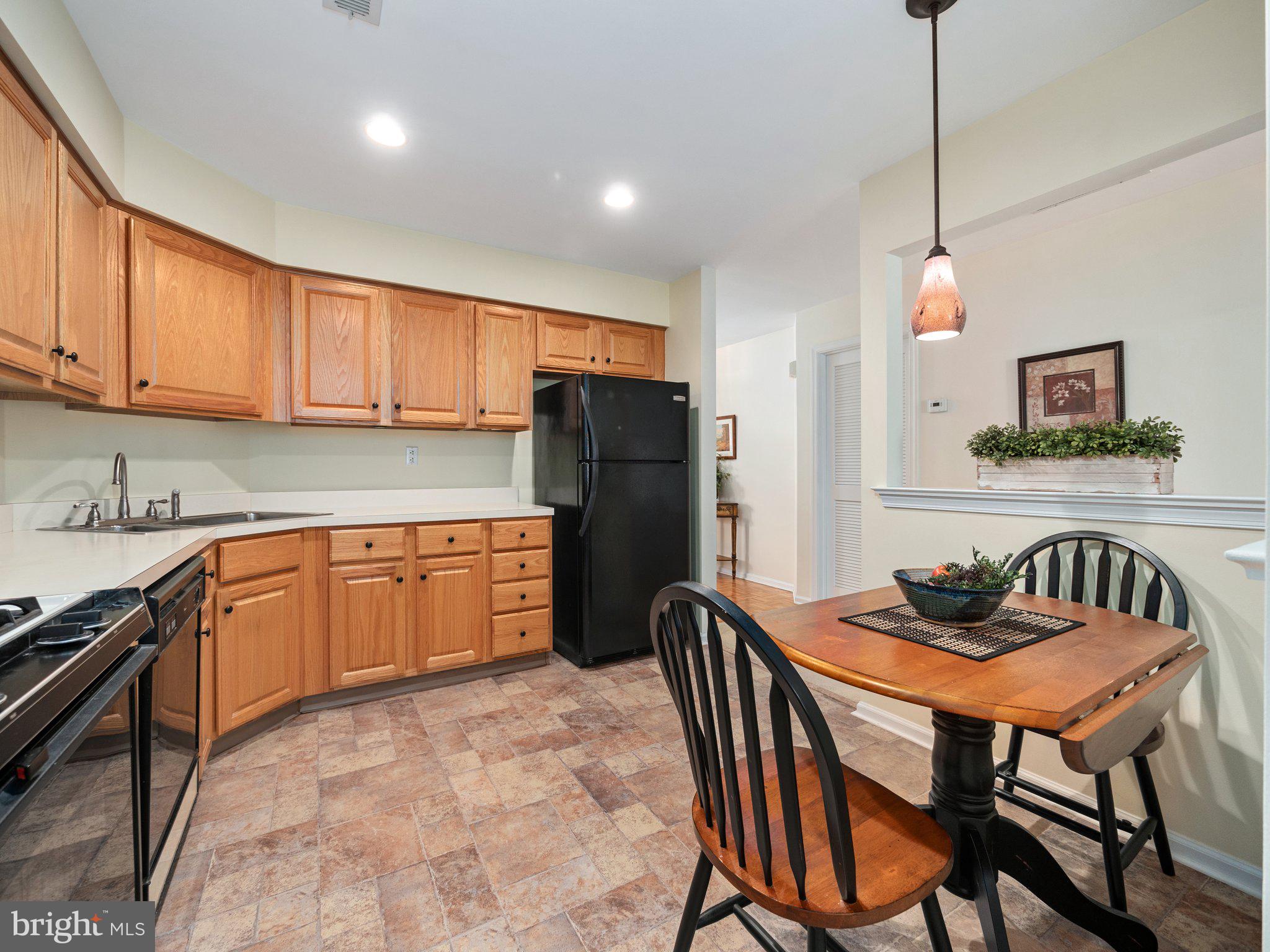 VLG OF NORTHAMPTON - Residential