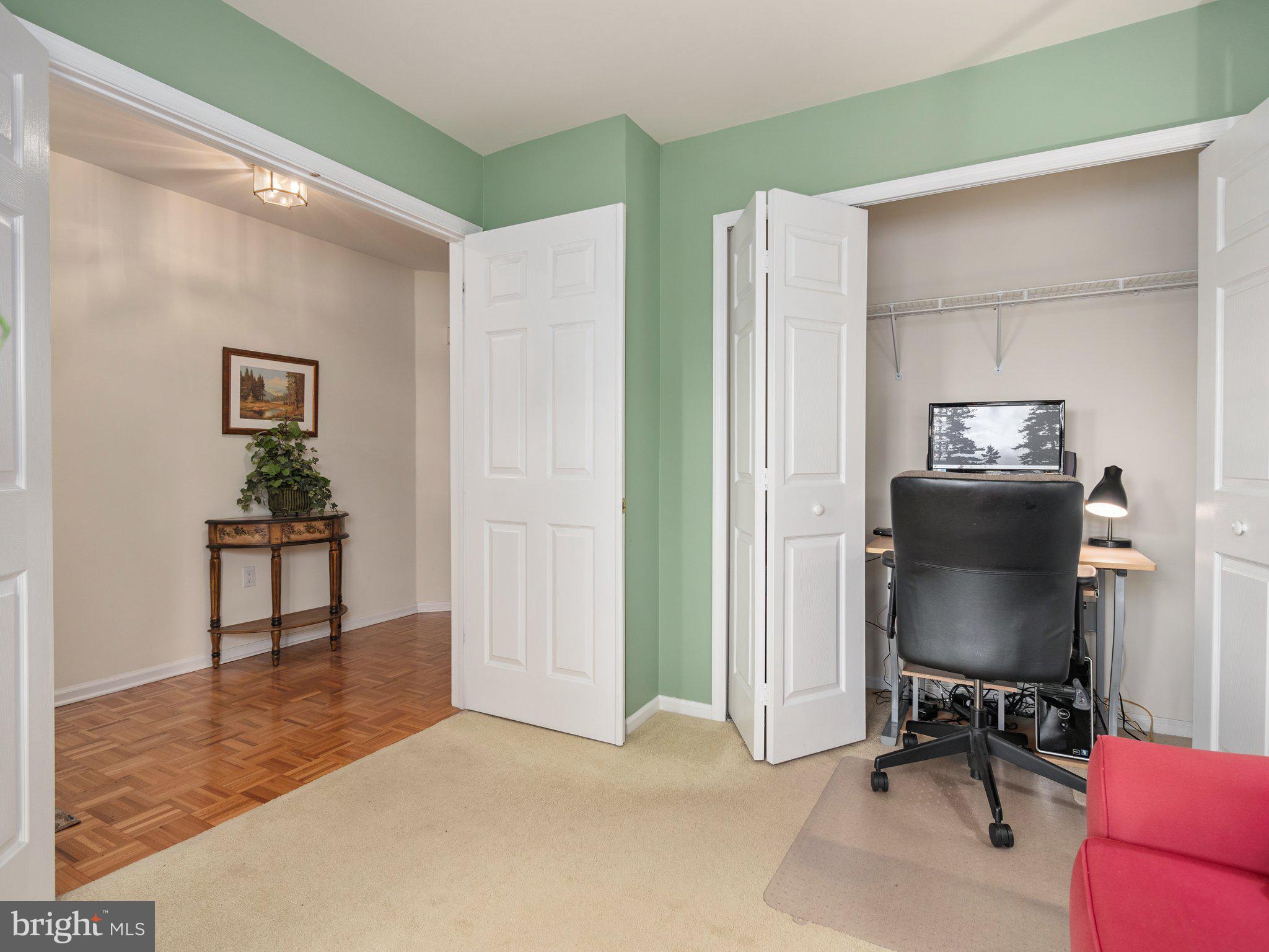 VLG OF NORTHAMPTON - Residential