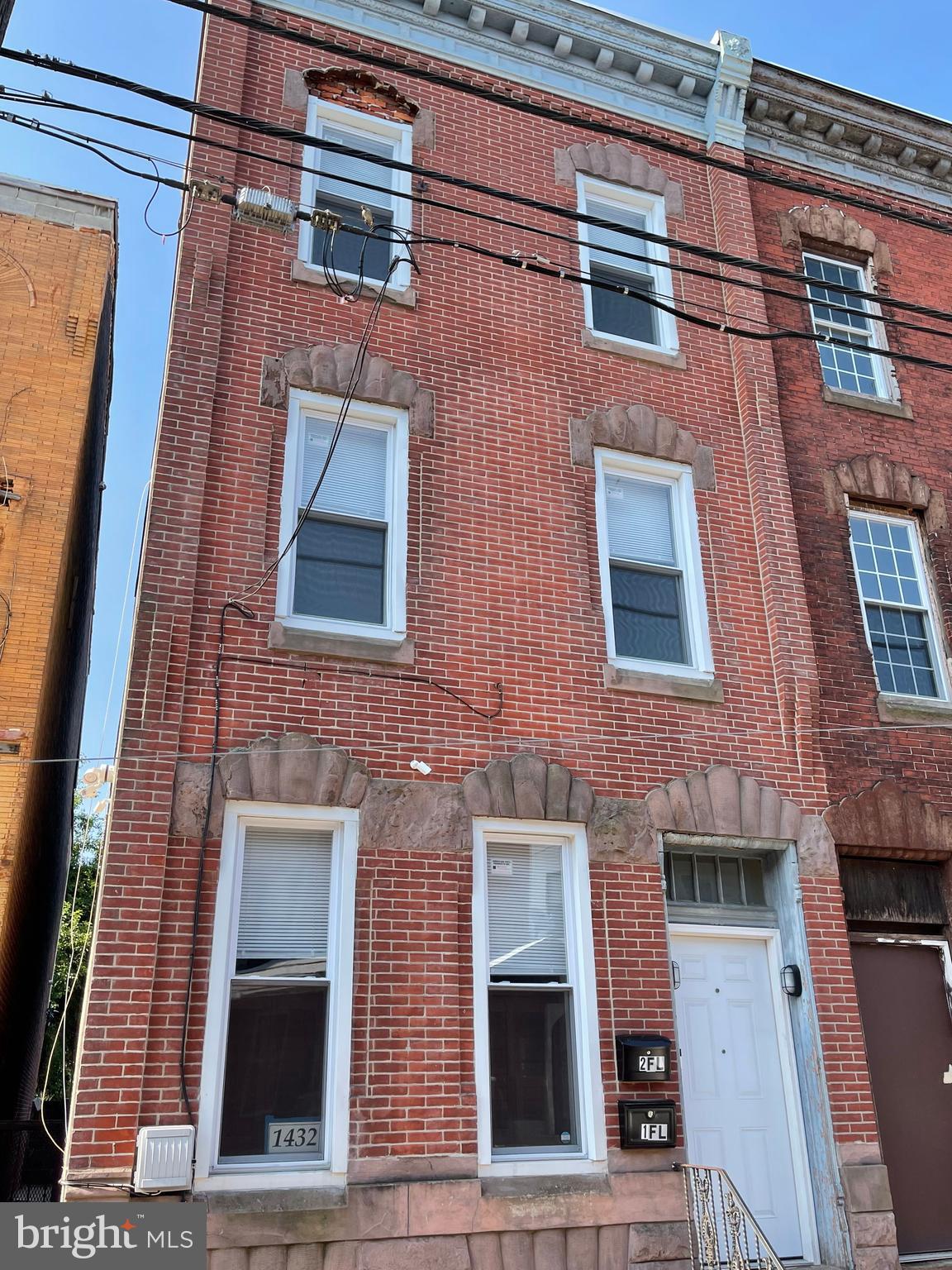 1432 W VENANGO STREET UNIT 1