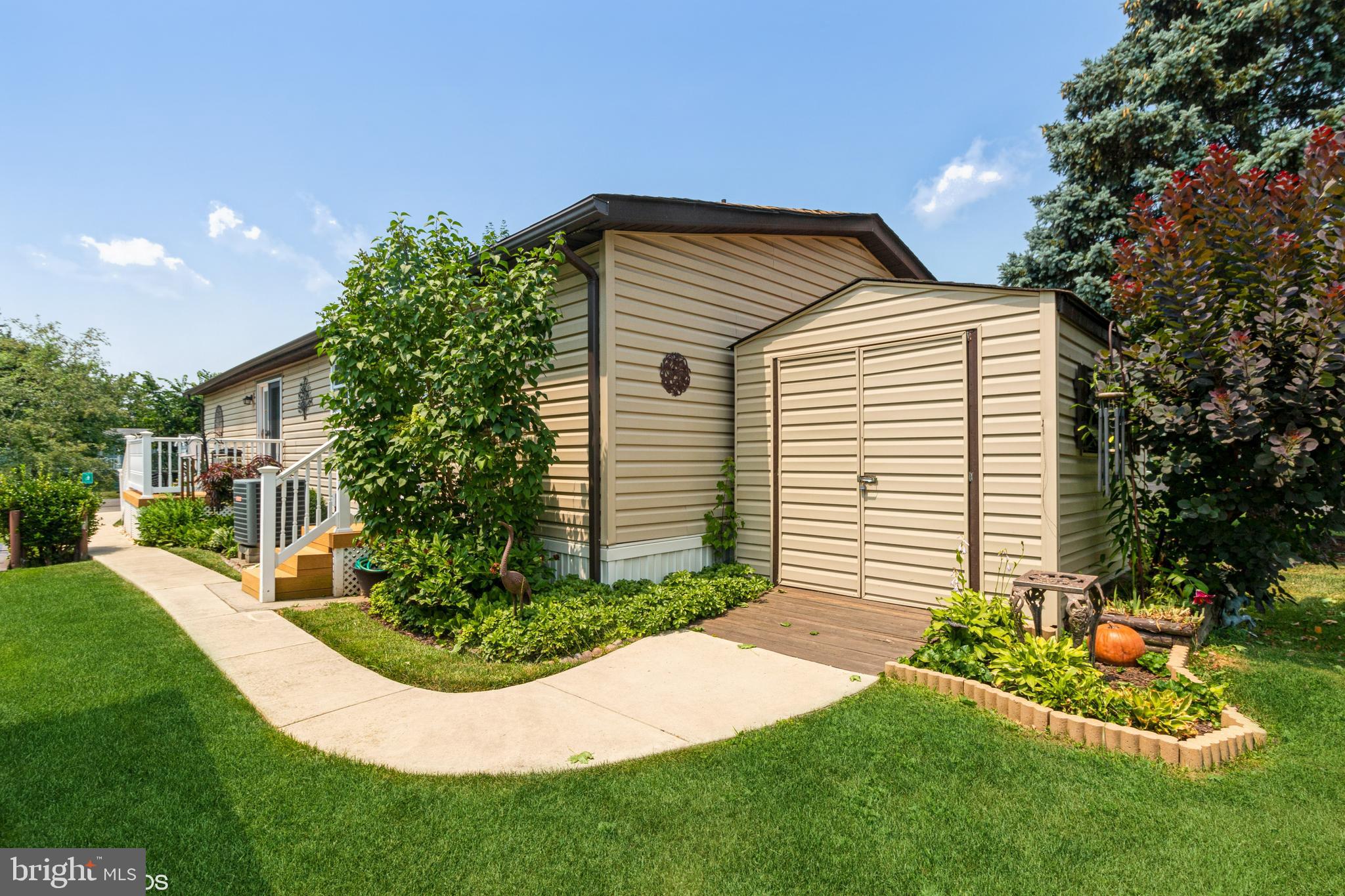 NESHAMINY FALLS - Residential