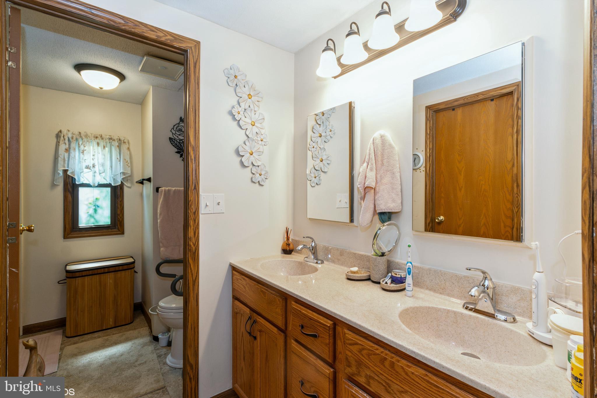 NESHAMINY FALLS - Residential