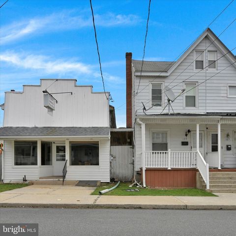 135 S 2ND STREET FRACKVILLE PA 17931