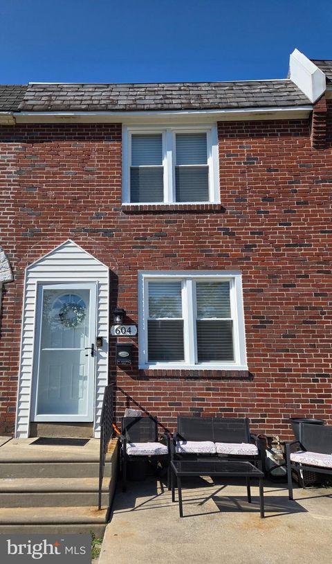 Photo of 604 W Crescent Drive, GLENOLDEN, PA 19036 (MLS # PADE2100416)
