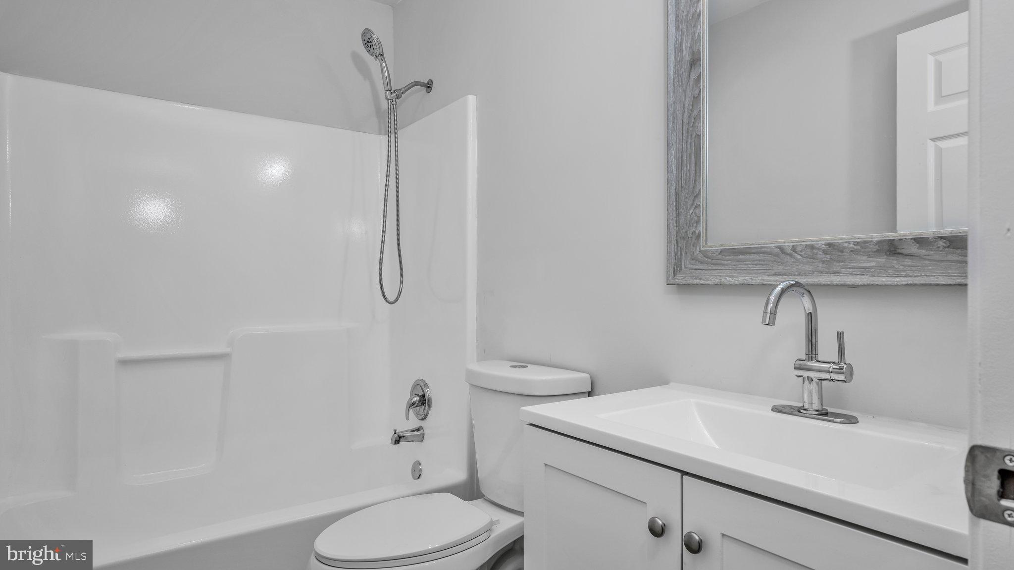 SHEN SHORES - Residential