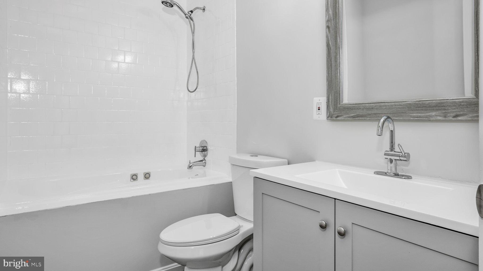 SHEN SHORES - Residential