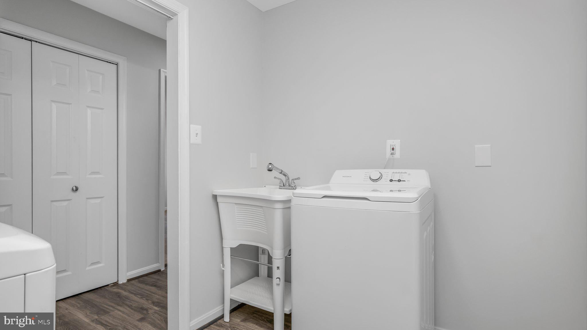 SHEN SHORES - Residential