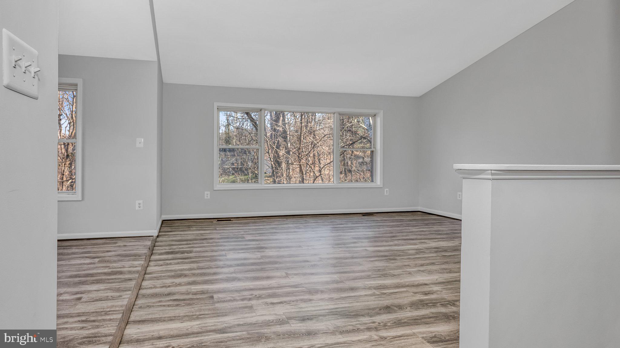 SHEN SHORES - Residential