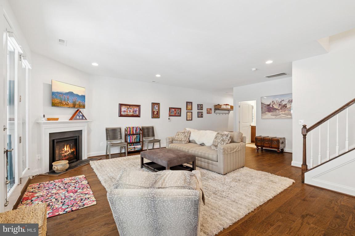 7765 MOUNT CALVARY DRIVE