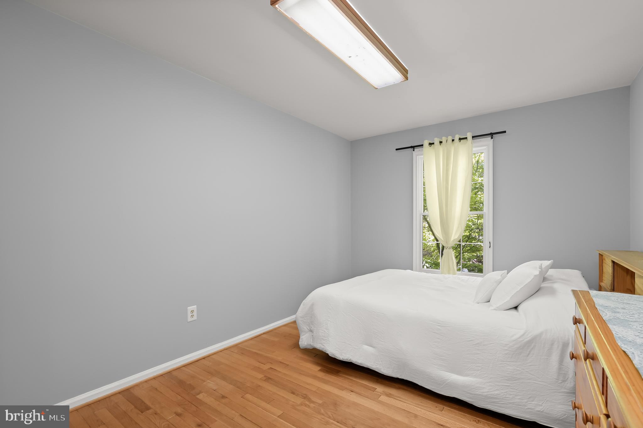 BROOKVILLE KNOLLS - Residential