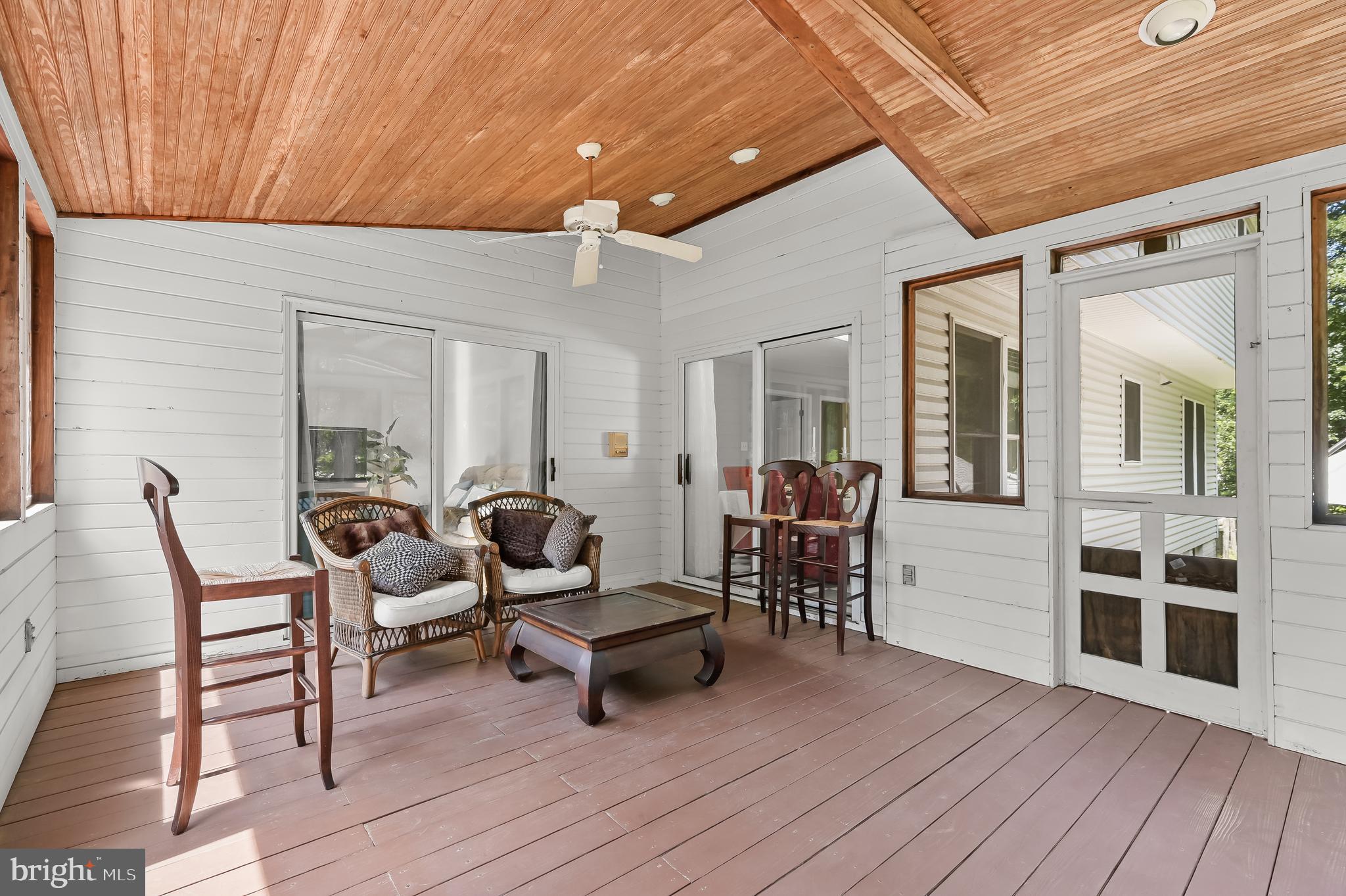 BROOKVILLE KNOLLS - Residential