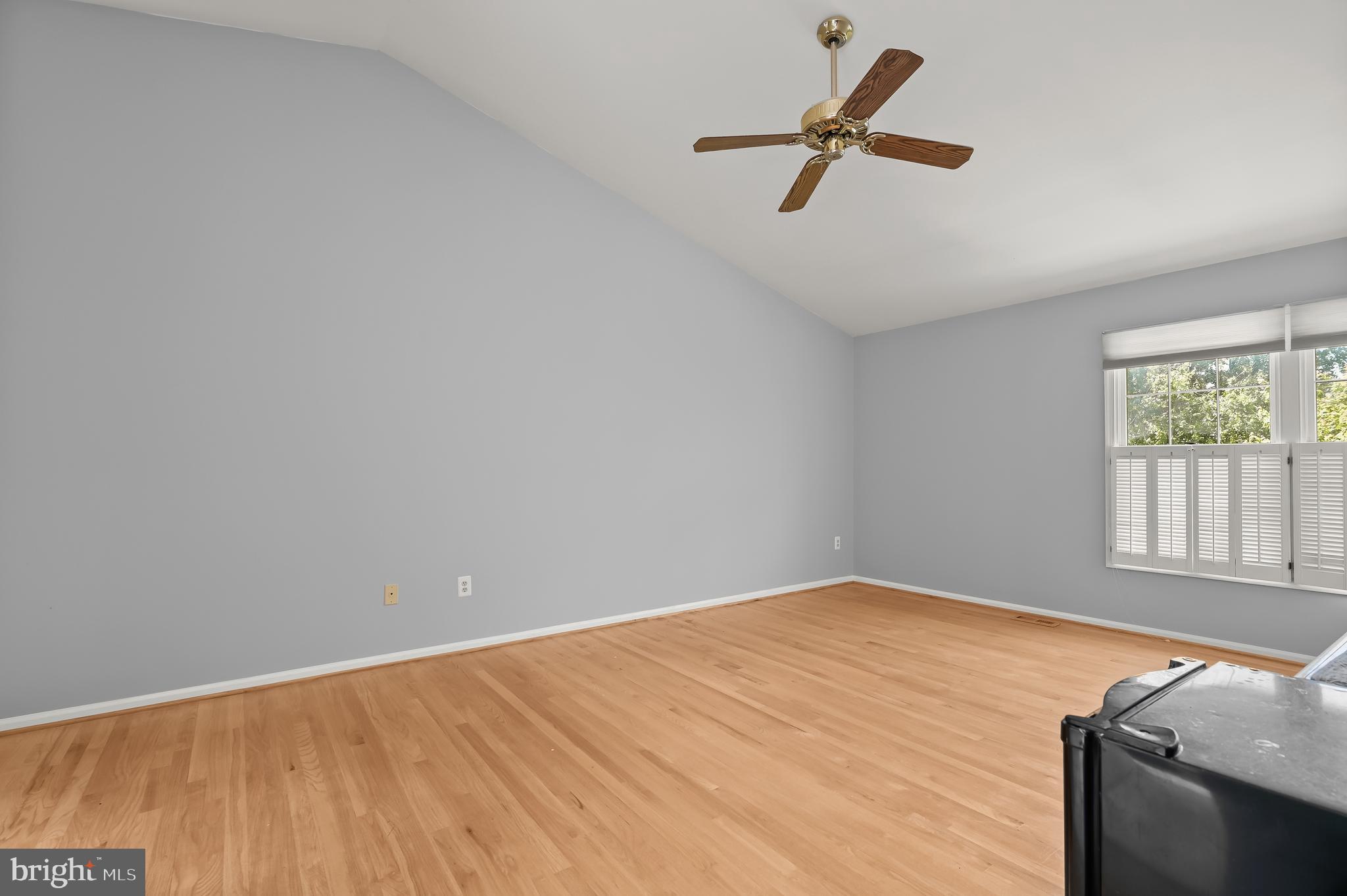 BROOKVILLE KNOLLS - Residential