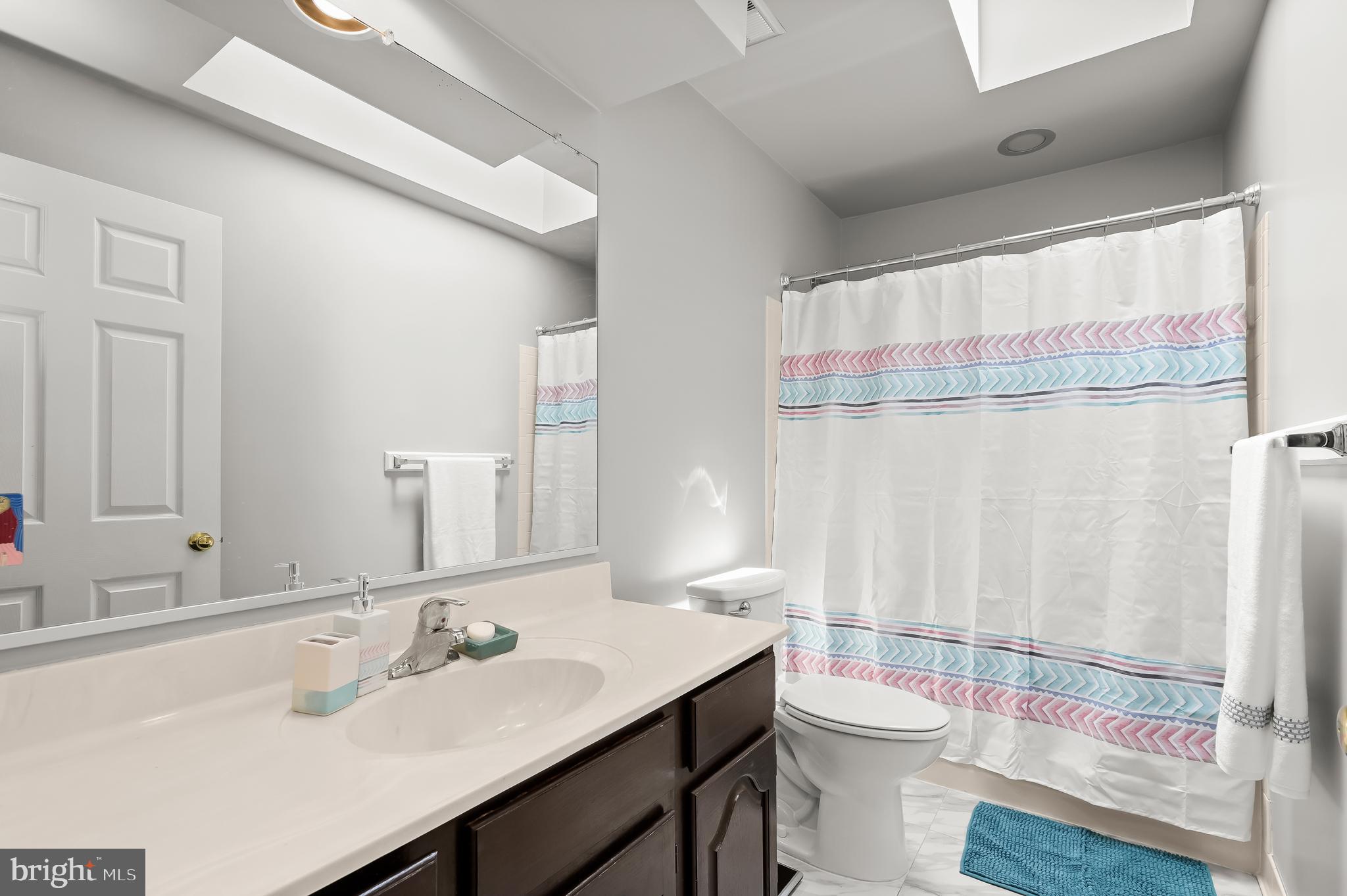 BROOKVILLE KNOLLS - Residential