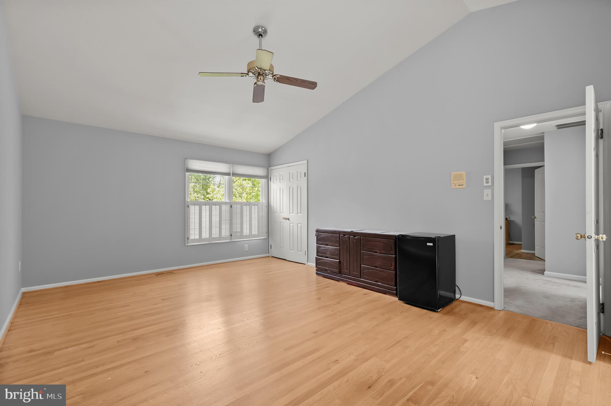 BROOKVILLE KNOLLS - Residential