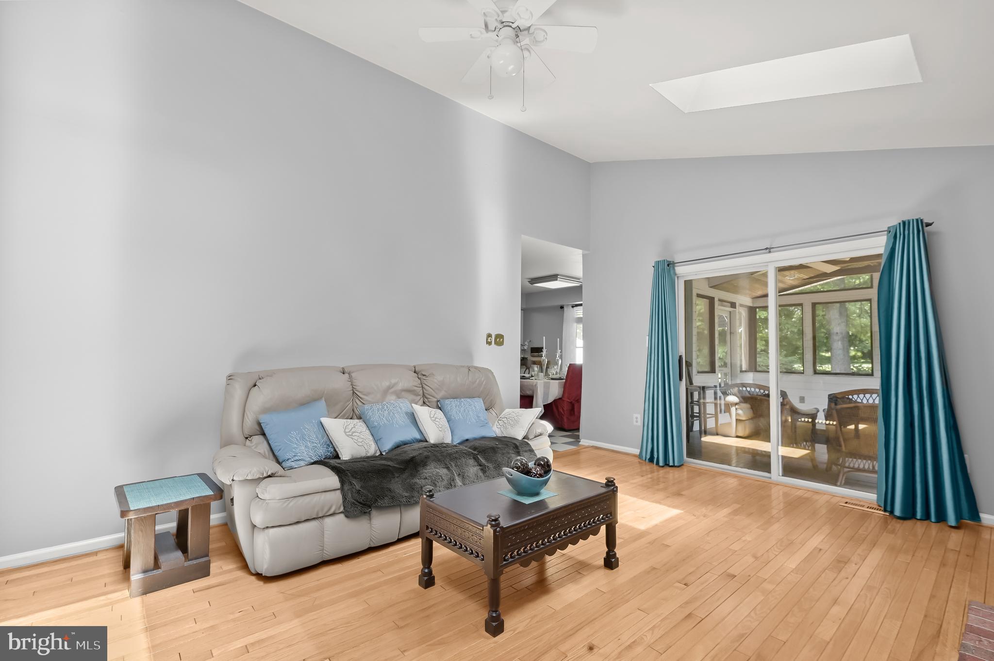 BROOKVILLE KNOLLS - Residential