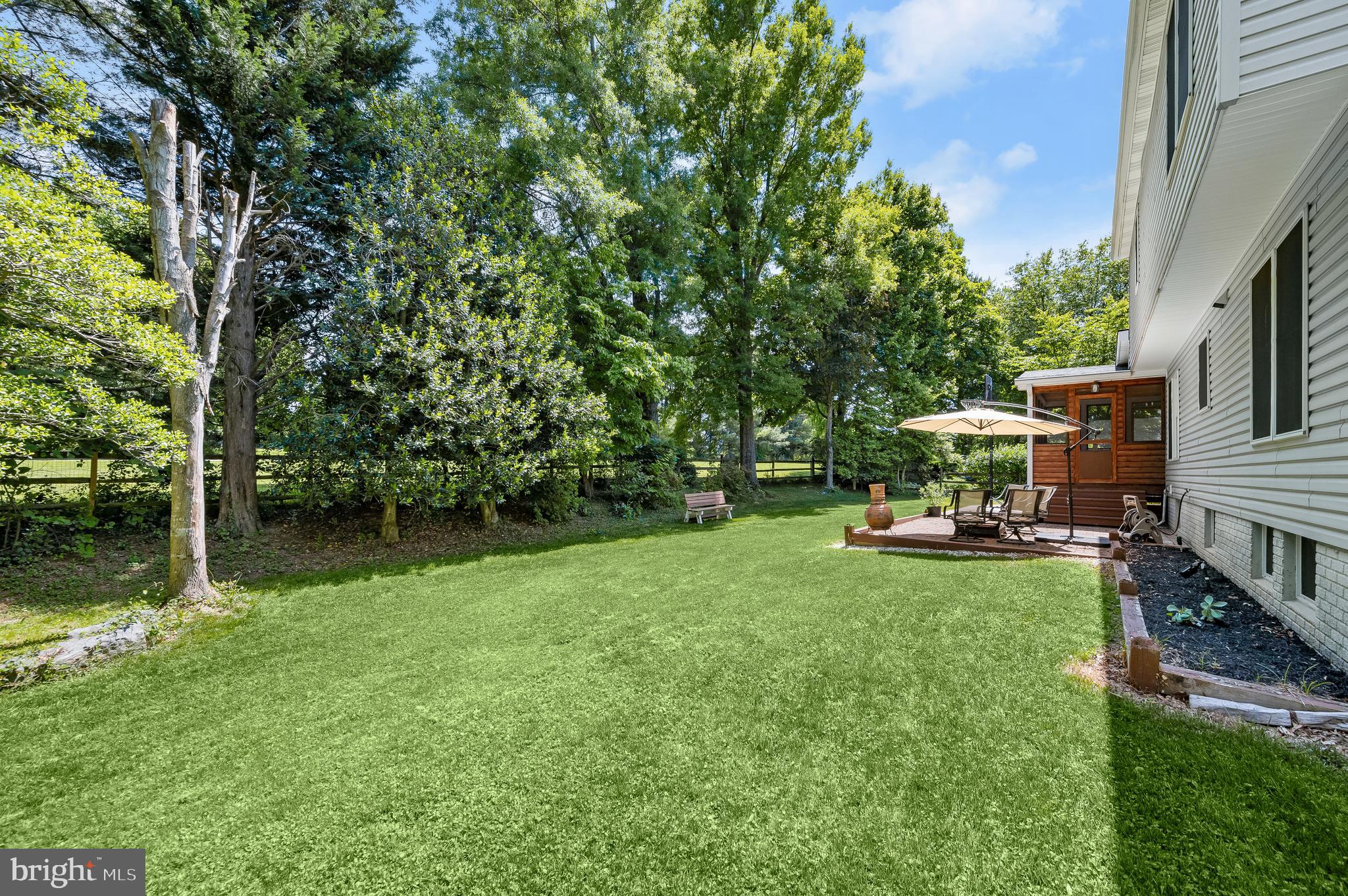 BROOKVILLE KNOLLS - Residential