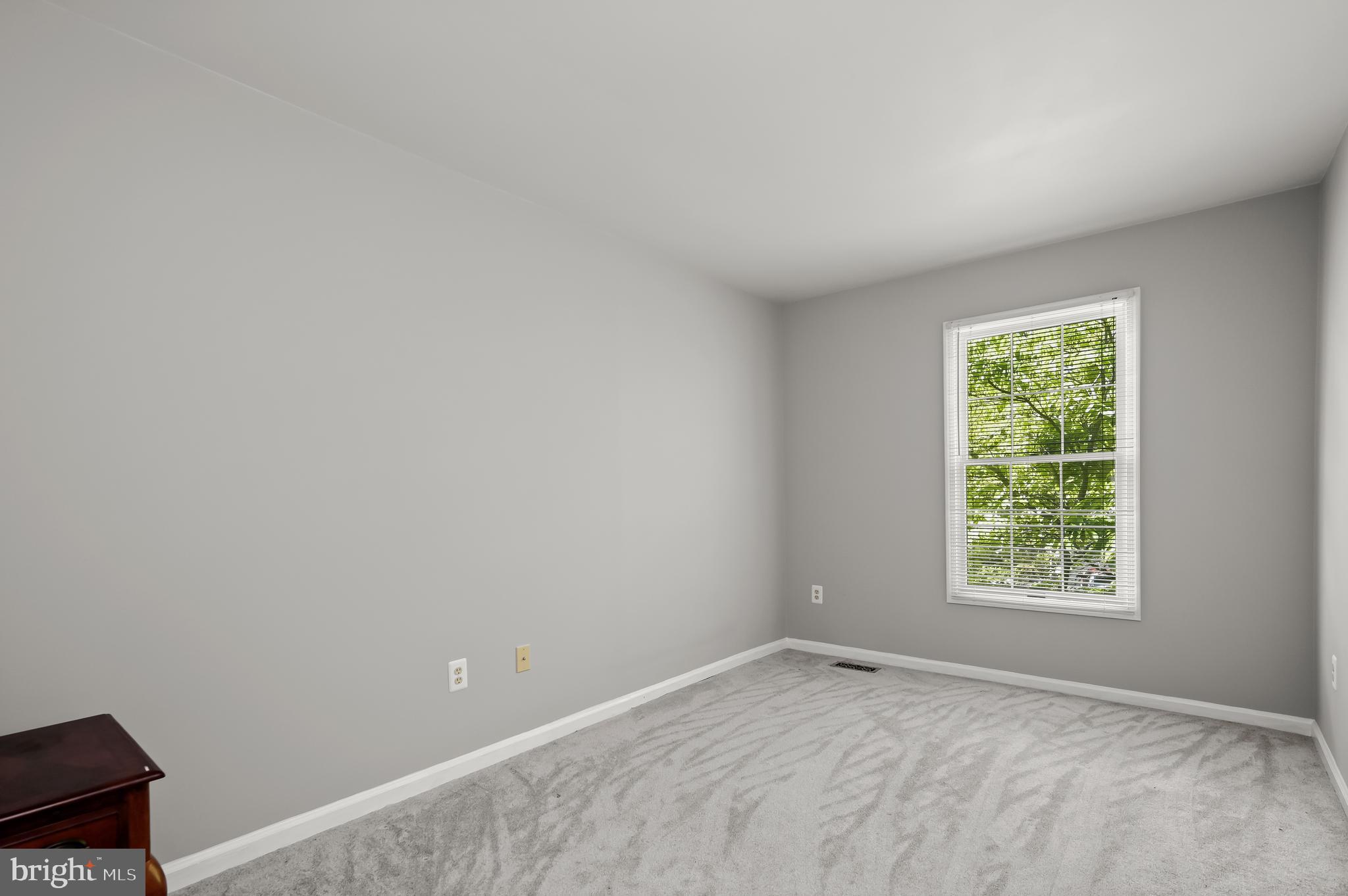 BROOKVILLE KNOLLS - Residential