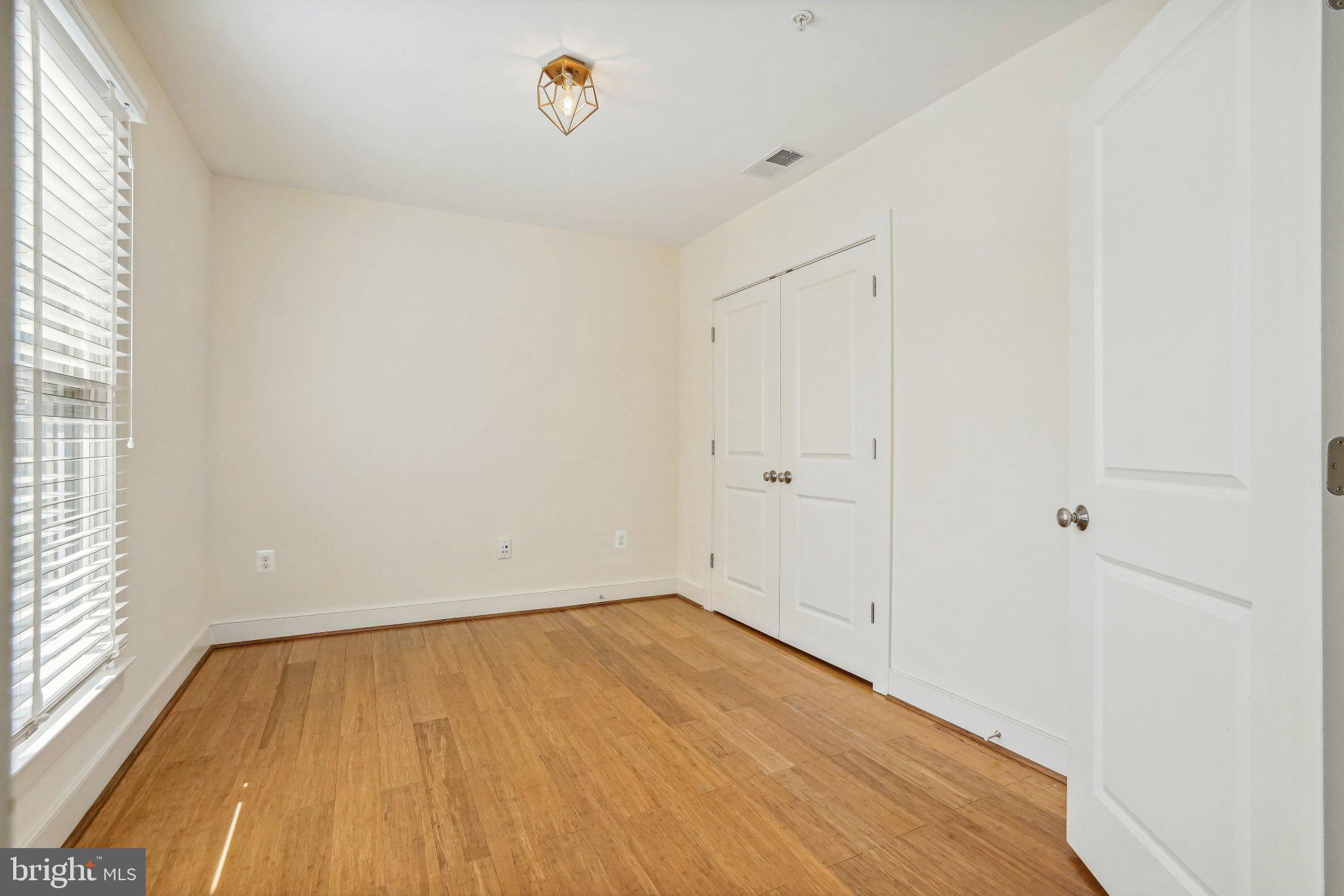 916 PETE JONES WAY