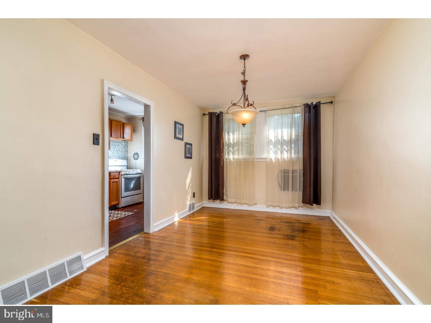 LAWNCREST - Residential