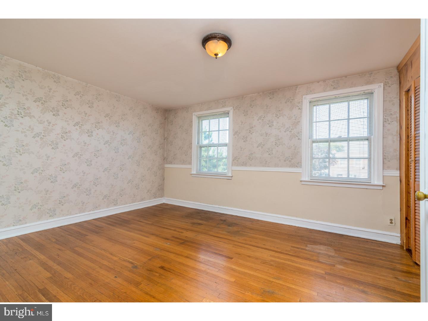 LAWNCREST - Residential