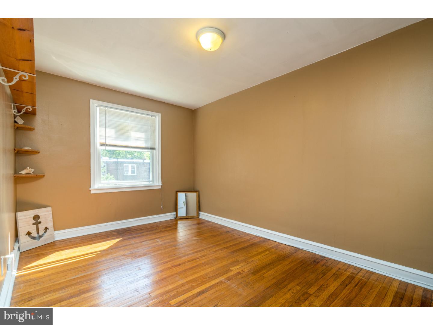 LAWNCREST - Residential