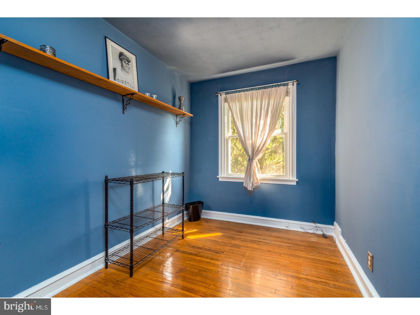 LAWNCREST - Residential