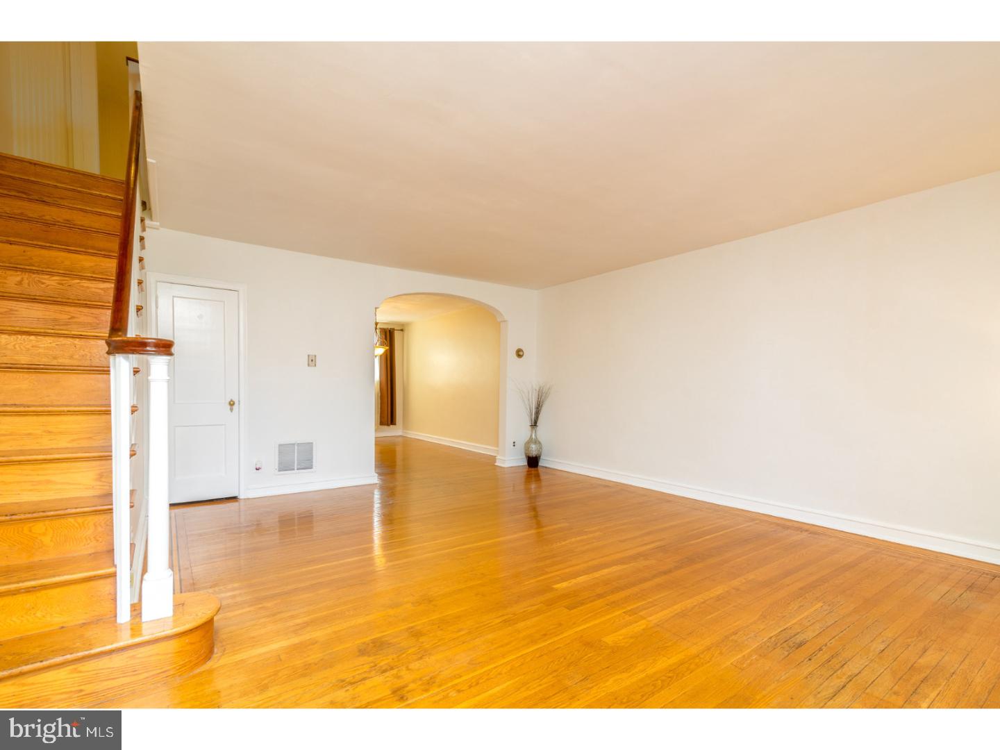 LAWNCREST - Residential