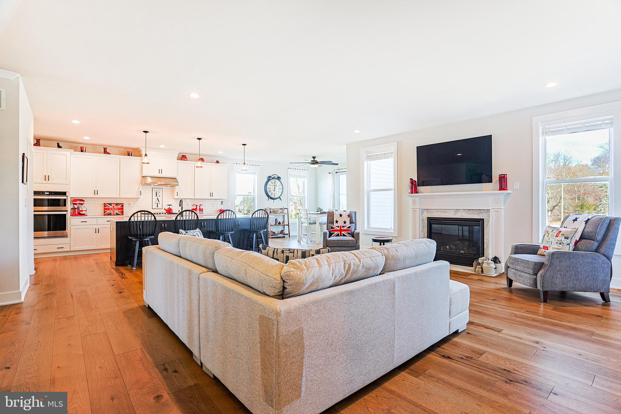 RESERVE AT CENTER SQUARE - Residential